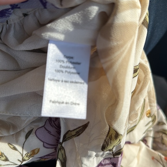 ASTR the‎ Label Women’s Rhonda Cream Floral Print Long Sleeve Blouse Medium EUC - Picture 15 of 16